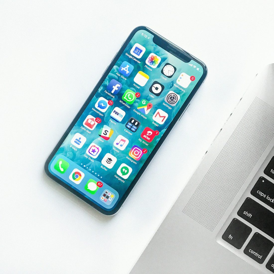 火博体育 APP 赛程与赛事列表界面示意